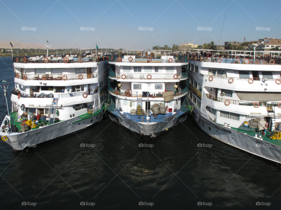 white river ship cruise by shotmaker