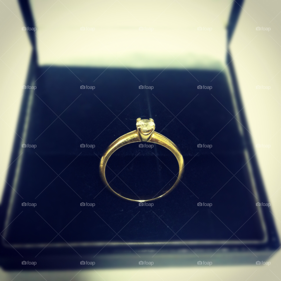 ring gold wedding box by ozba
