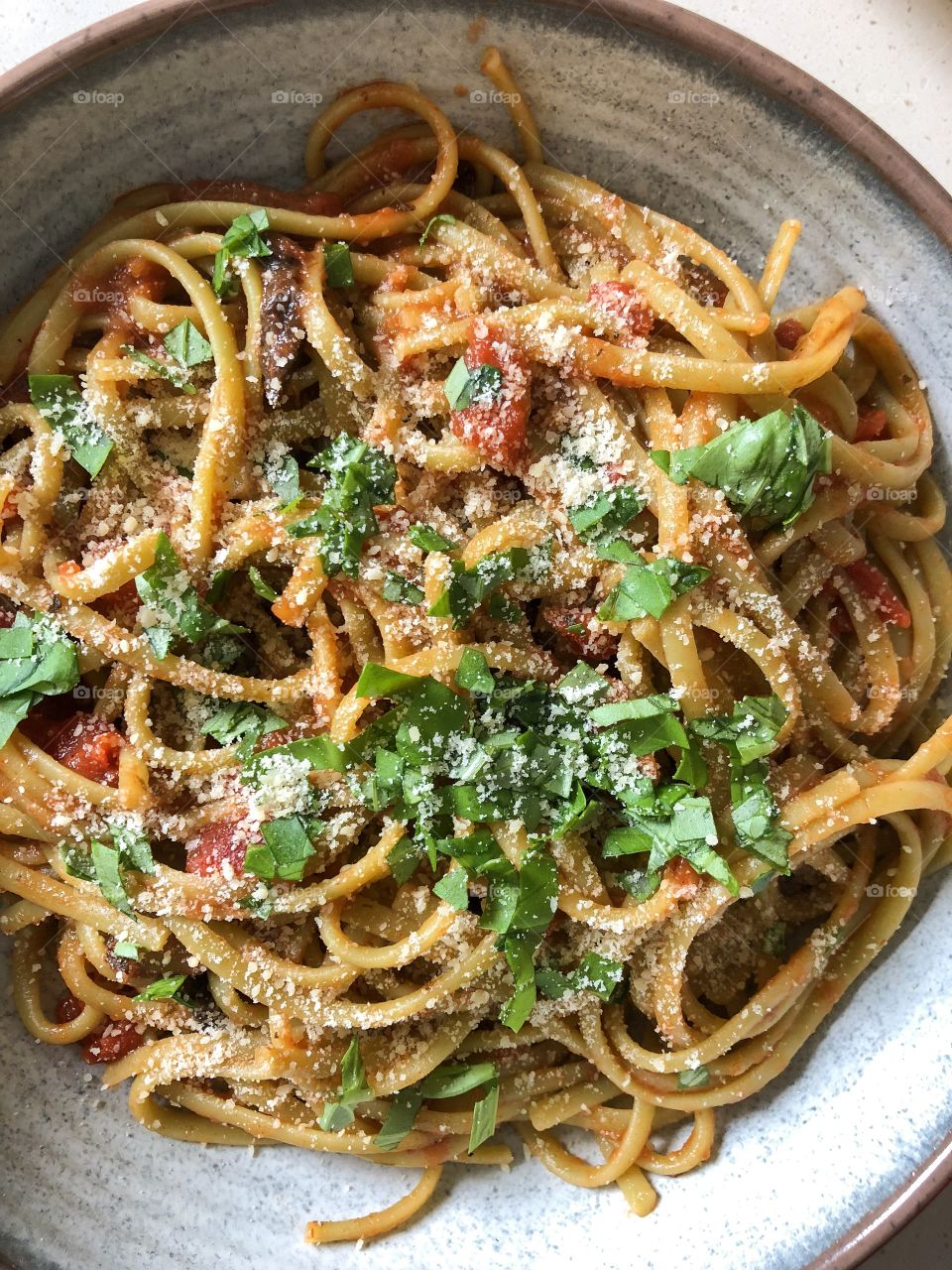 Tomato pasta with fresh basil