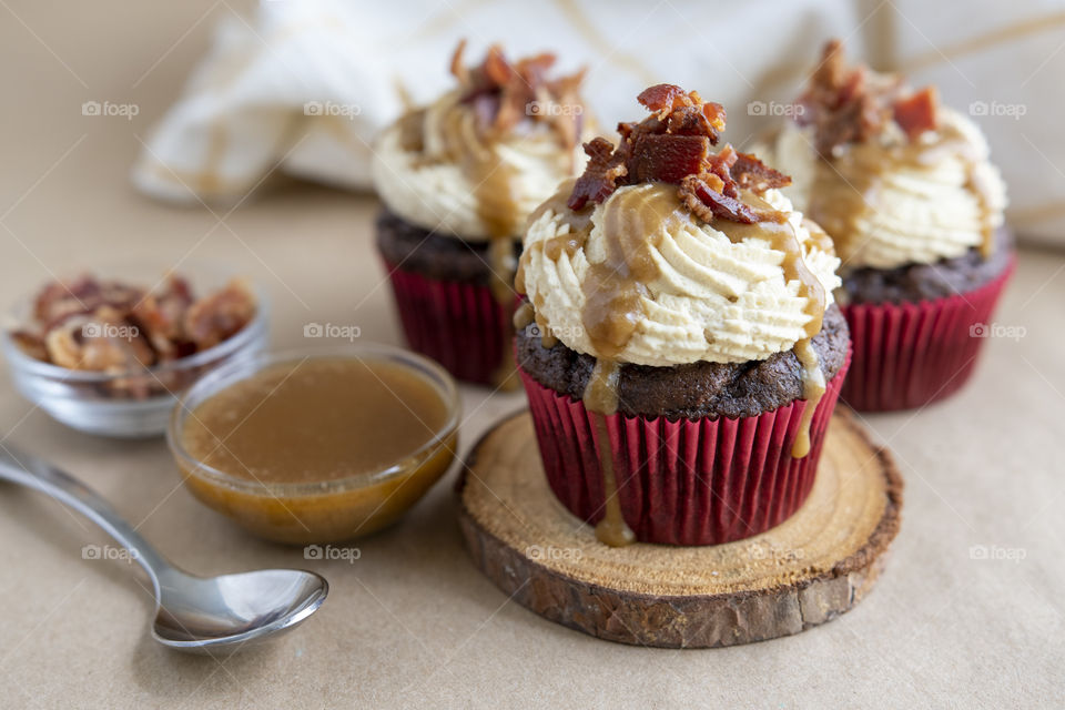 Maple Bacon Cupcakes