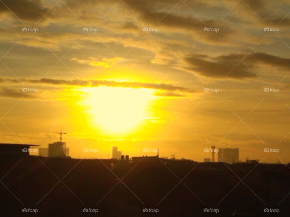 Dusk in the sky of West Jakarta ..