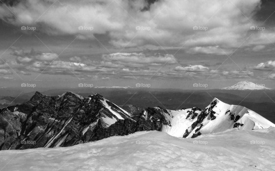 Summit . Climbing mt. Saint Helens