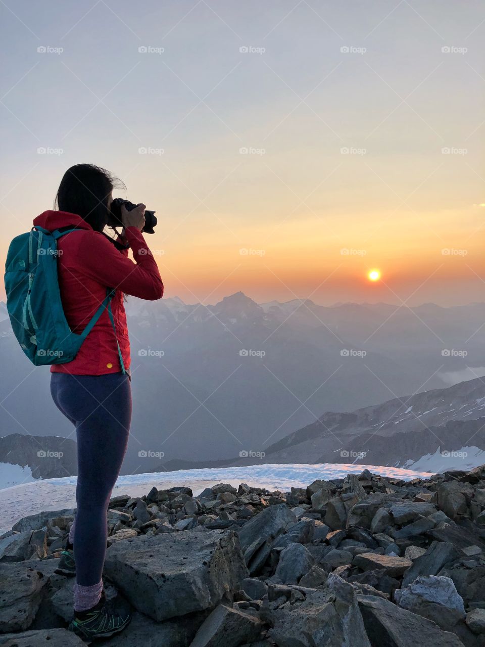 Capturing an incredible sunrise at 10,000ft among the peaks and glaciers in one of the most incredible places in the world