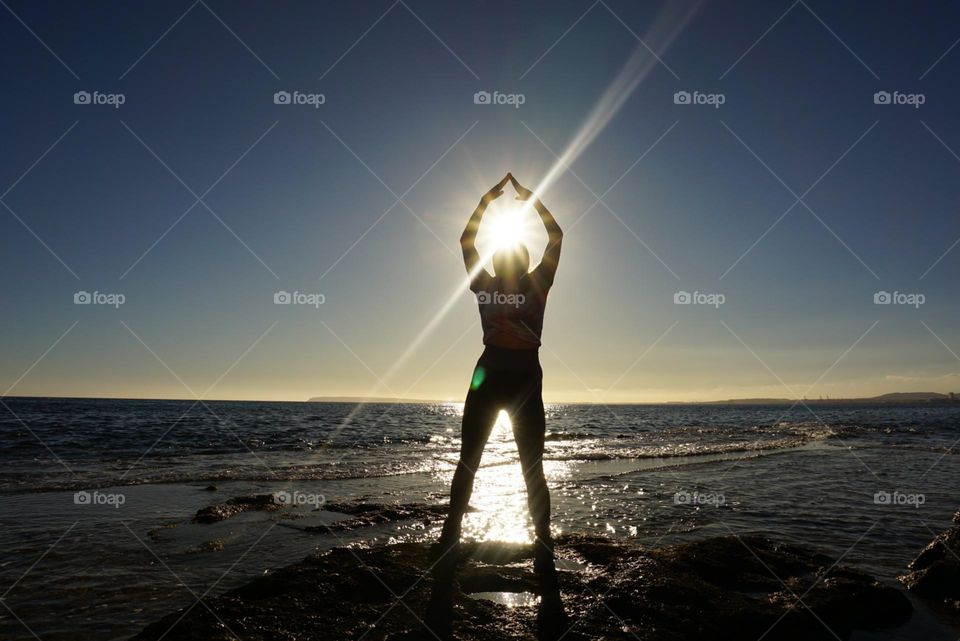 Sun#sea#human#shadow#silhouette#sky