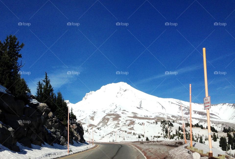 Scenic view of mount hood