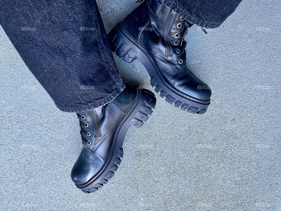 Black boots with tractor sole, top view 