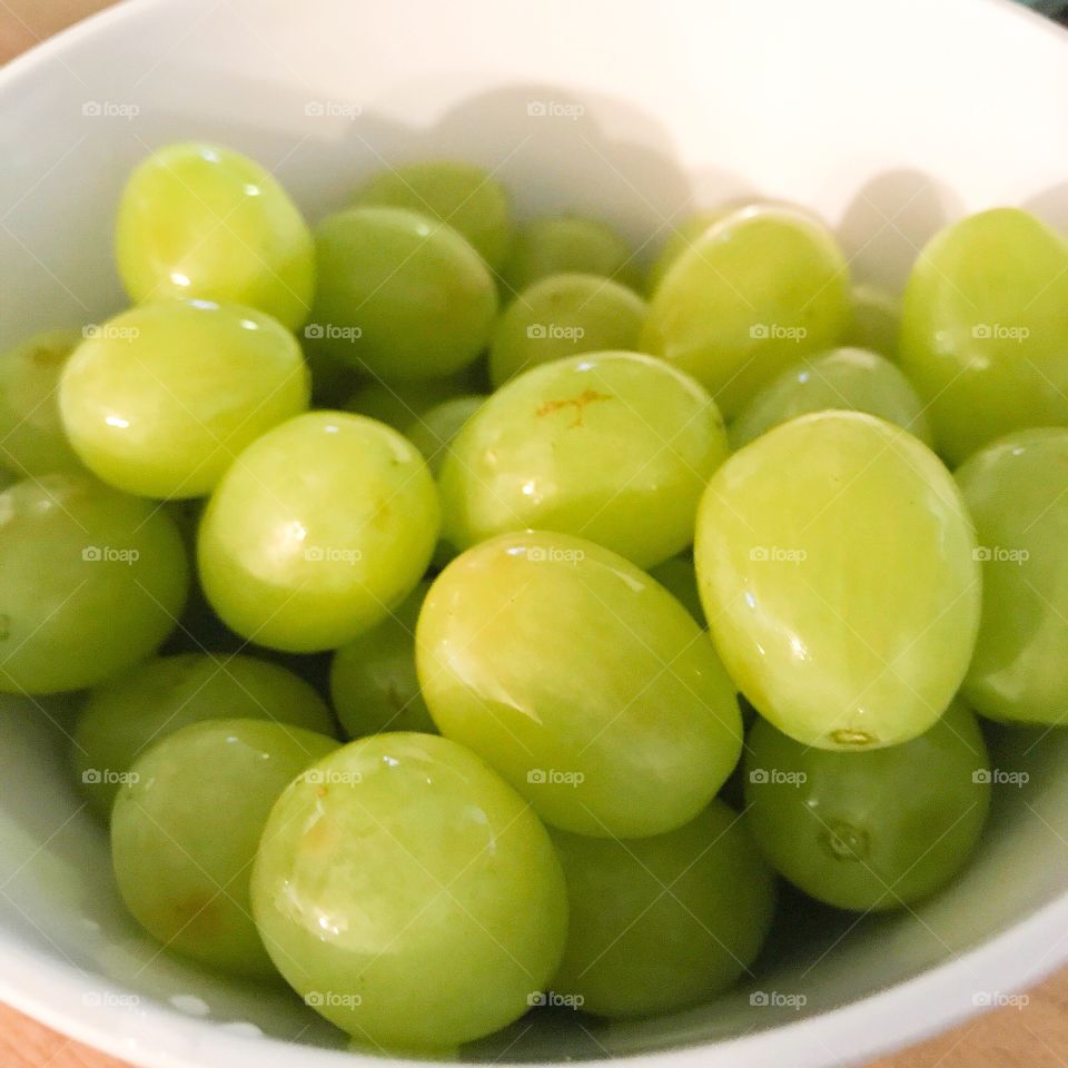 Cotton candy grapes 