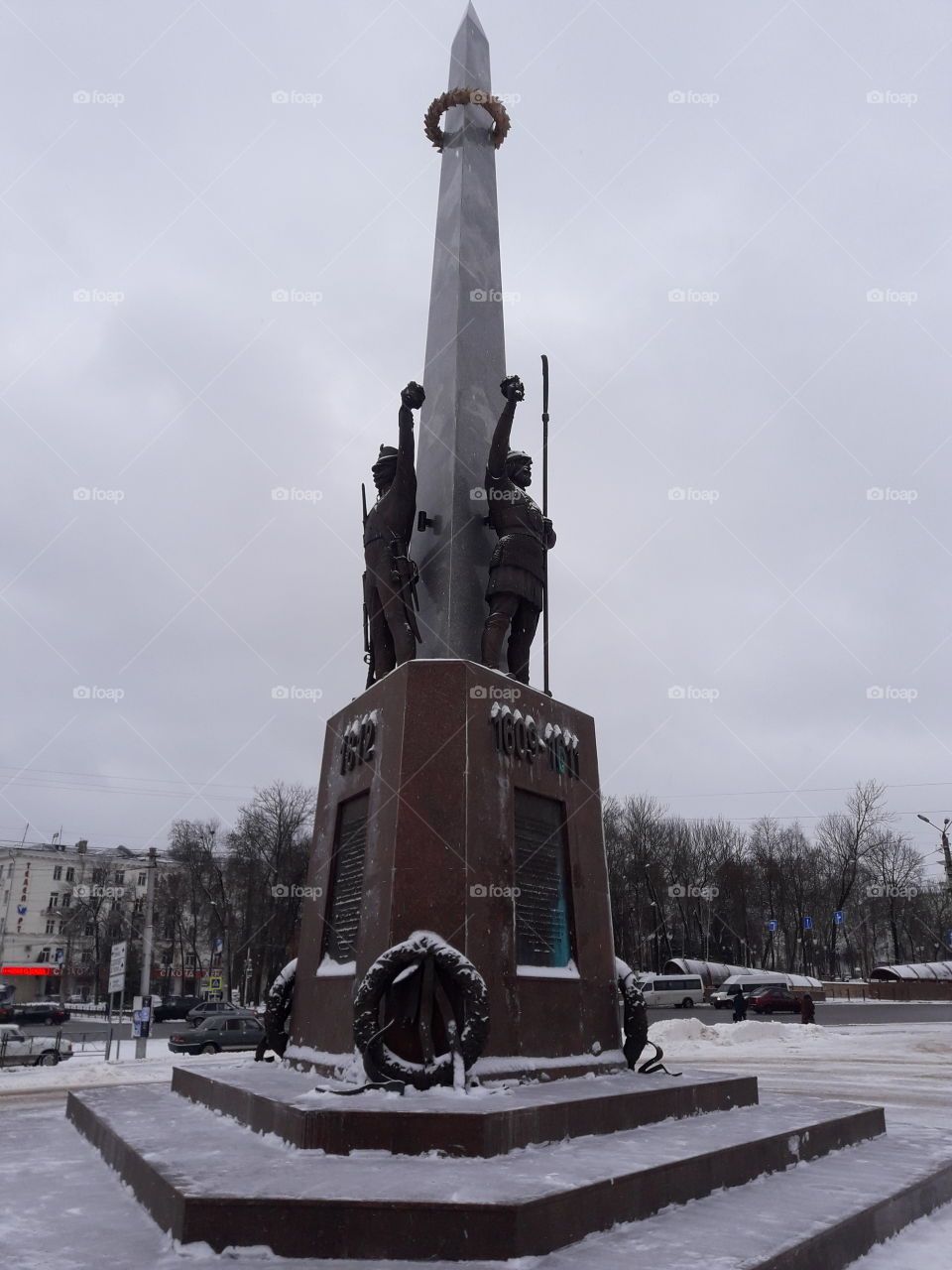 Памятник героям Смоленска,