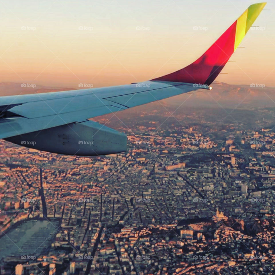 This is a cliché I catched during a flight to south of France with the main Portuguese company. I really like the shades, and you will probably need it as background or landscape and many mord