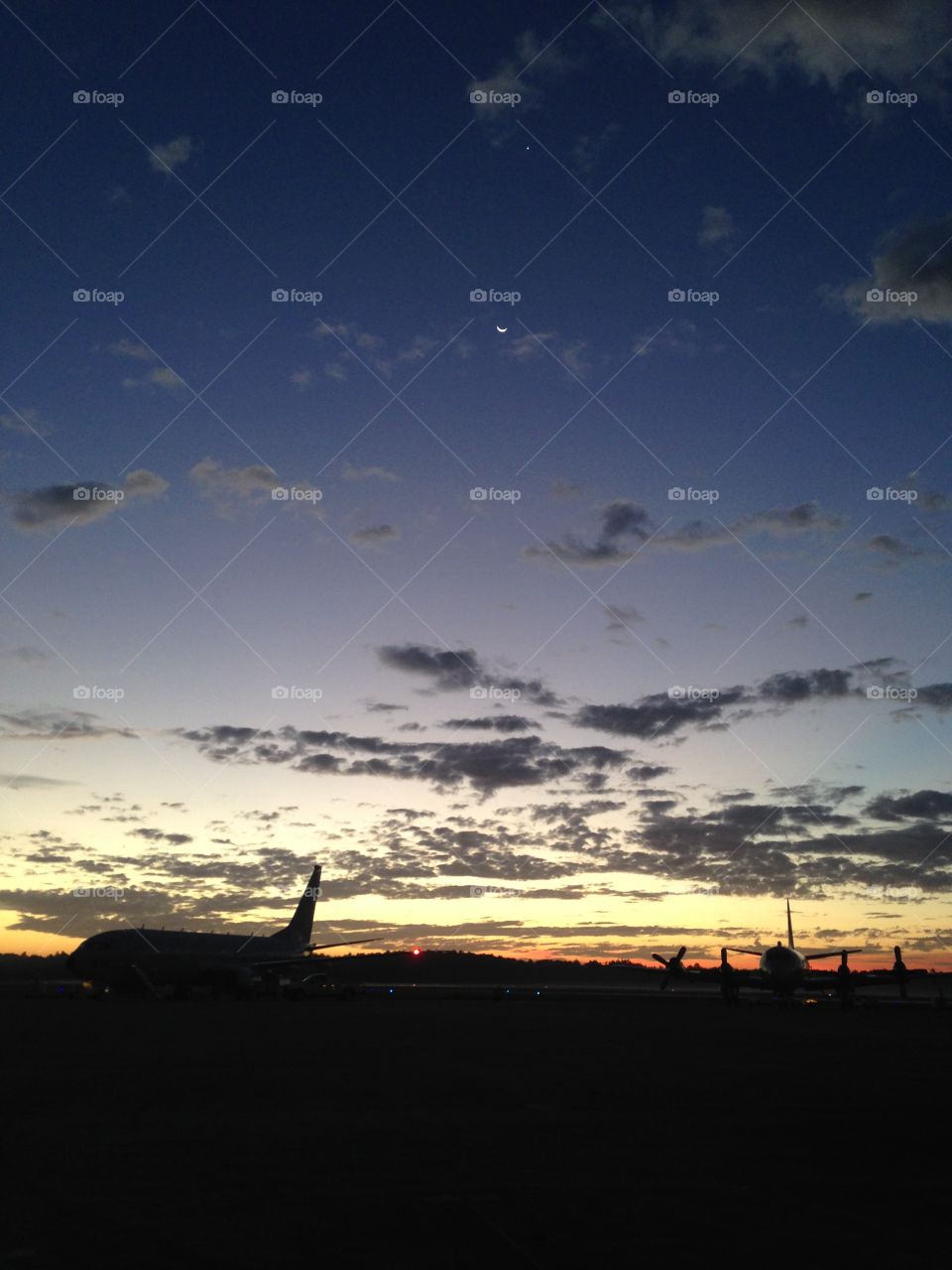 Airport sunrise 