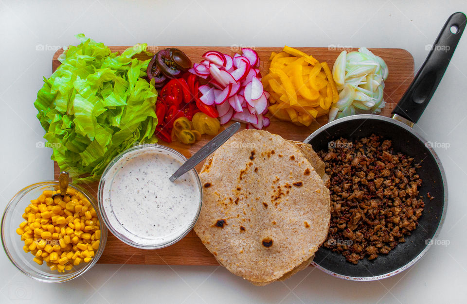 Tortilla meat and vegetables