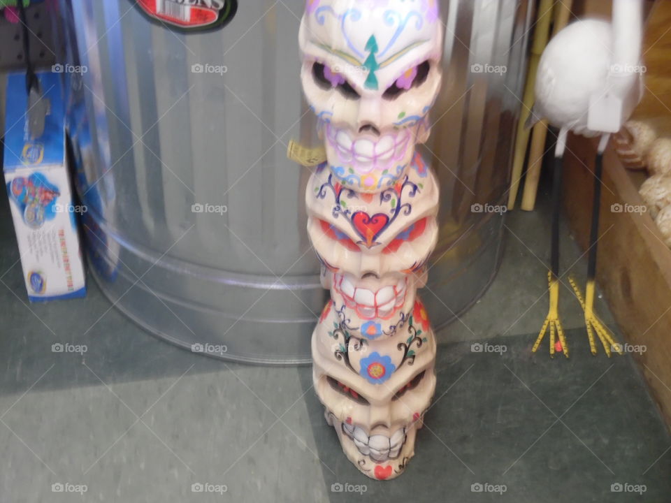 taboo. This is a picture I took of a totem 🗿 pole in Port Aransas Texas