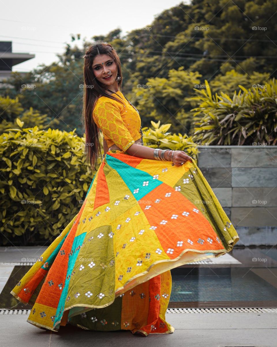 I described this photo indian folks dance