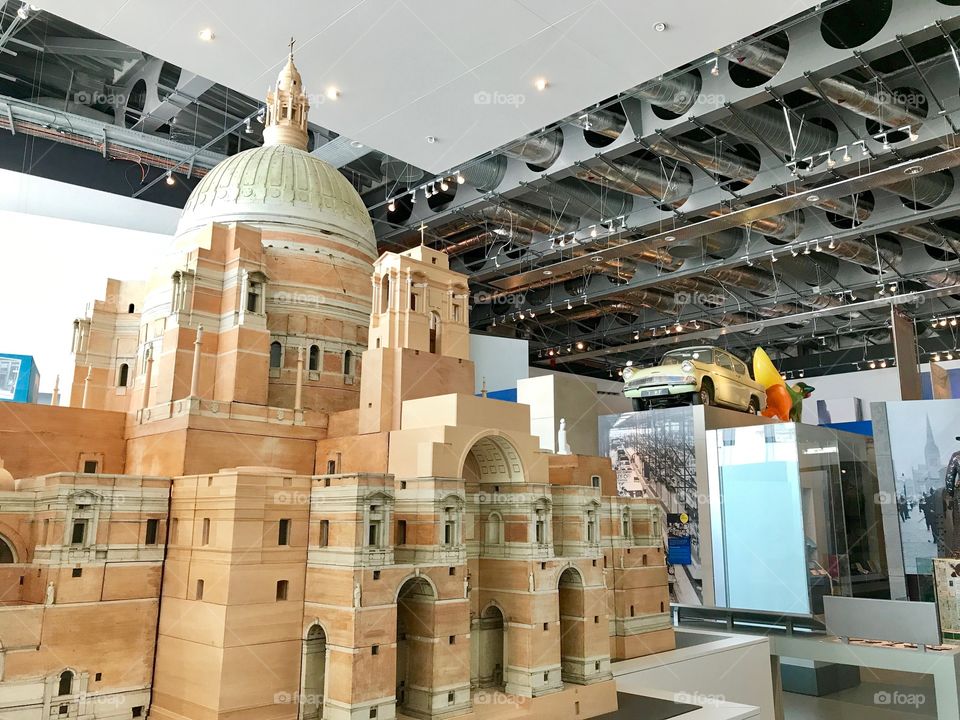 Amazing sculpture inside the museum of Liverpool. 