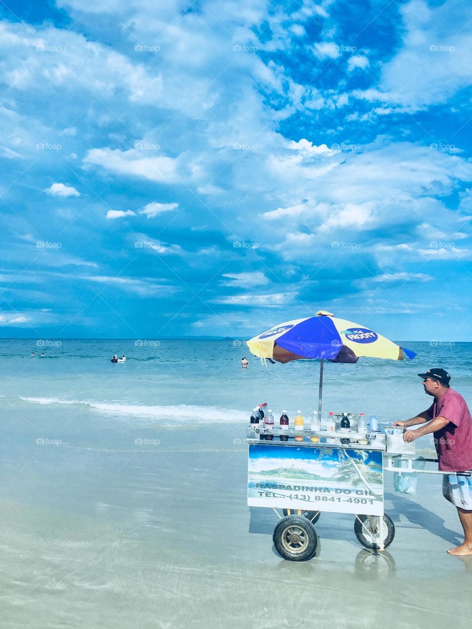 🇺🇸 Hello Brazil! Long live the beauty of our coast!  Here, Guarujá beach, in a beautiful sunrise. / 🇧🇷 Olá Brasil! Viva a beleza do nosso litoral! Aqui, a praia de Guarujá, num amanhecer belíssimo.