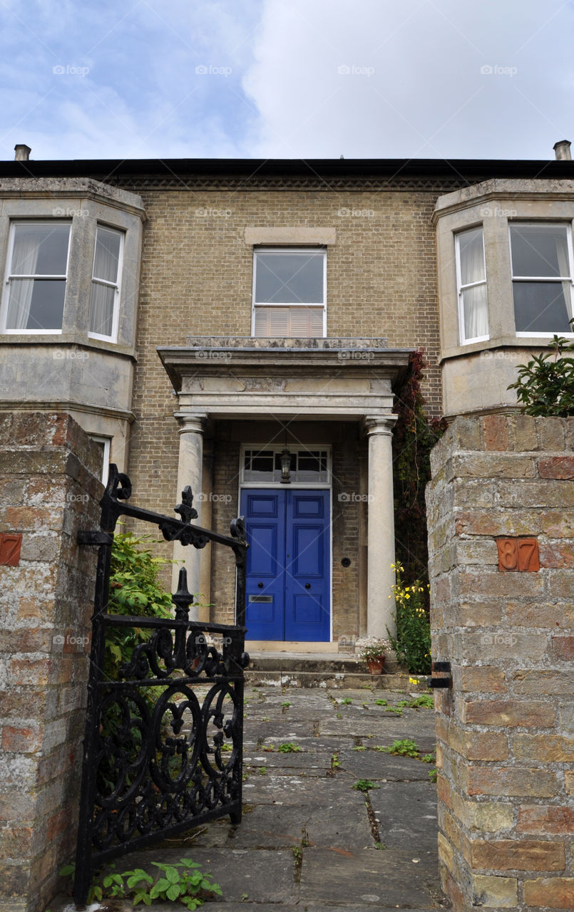 The blue door 