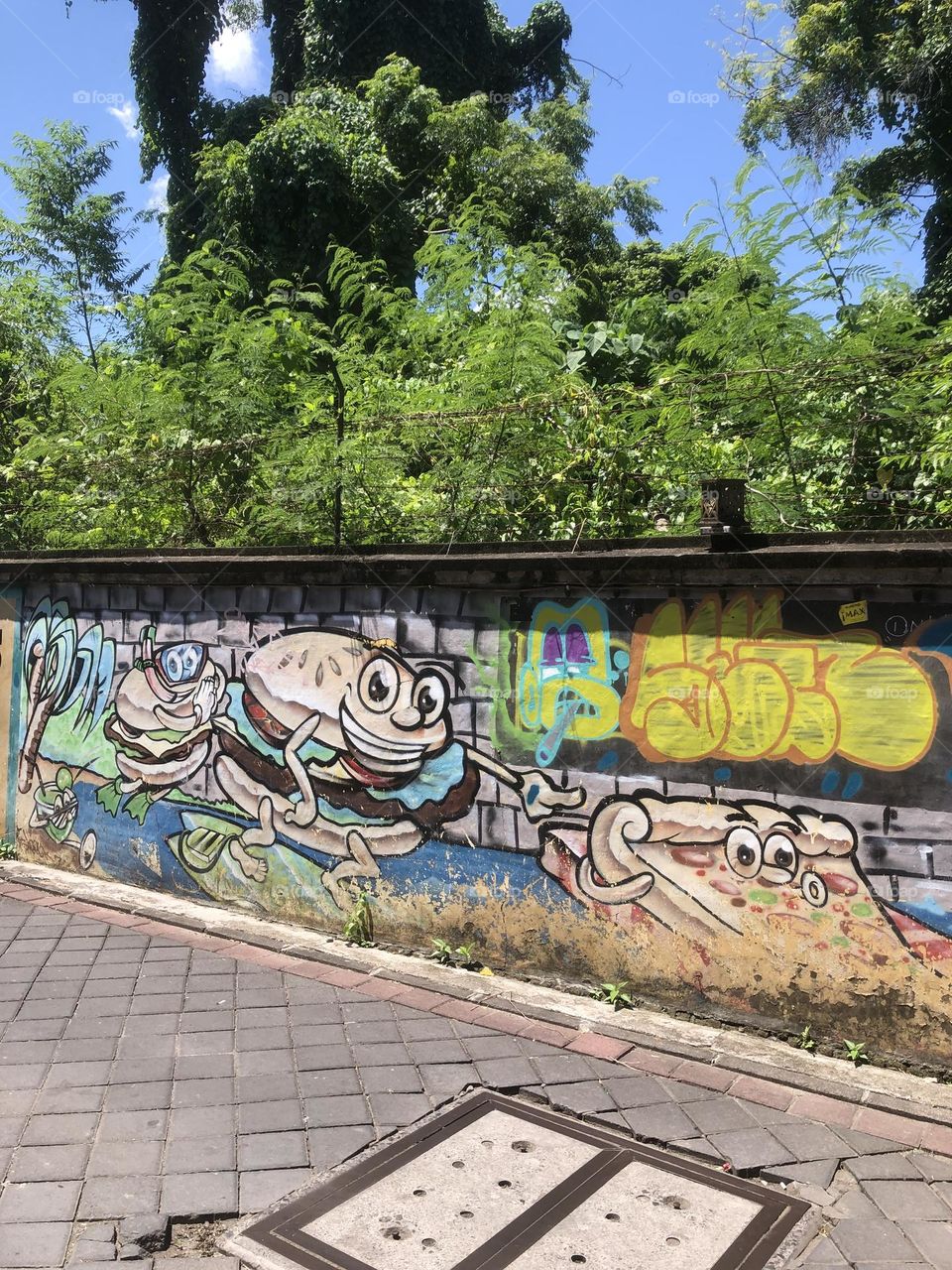 Who do like Juni food?