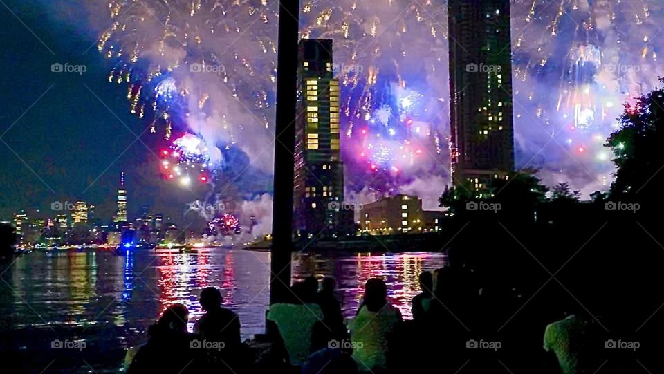 Where the highest connects to the lowest frequency of visible light in an as of yet not quite satisfactorily explained paradoxical loop ecstasy may be unleashed spontaneously. 2022. Hypnotic Productions