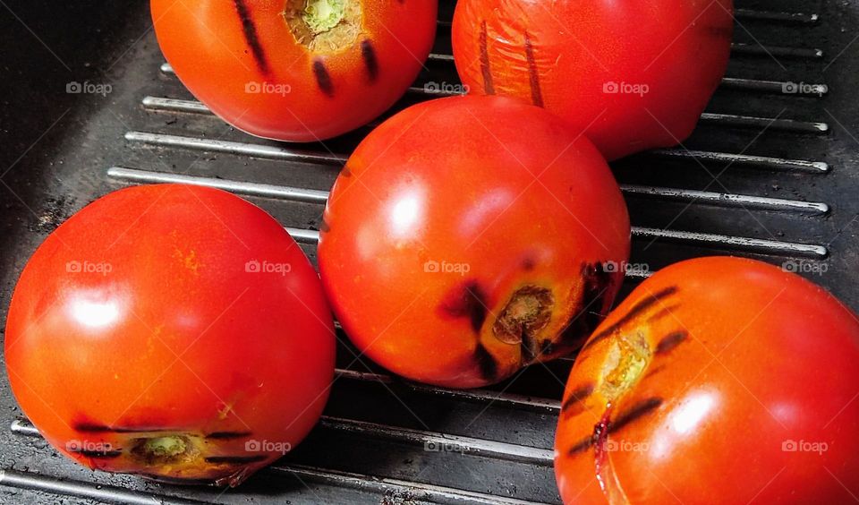 grilled tomatoes