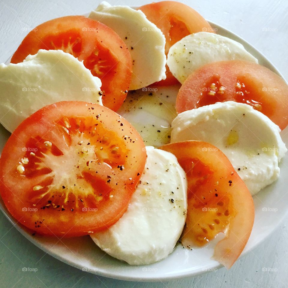 Simple food, Mozaella and tomates