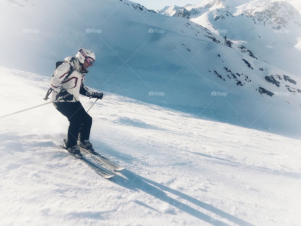 alpine skiing woman