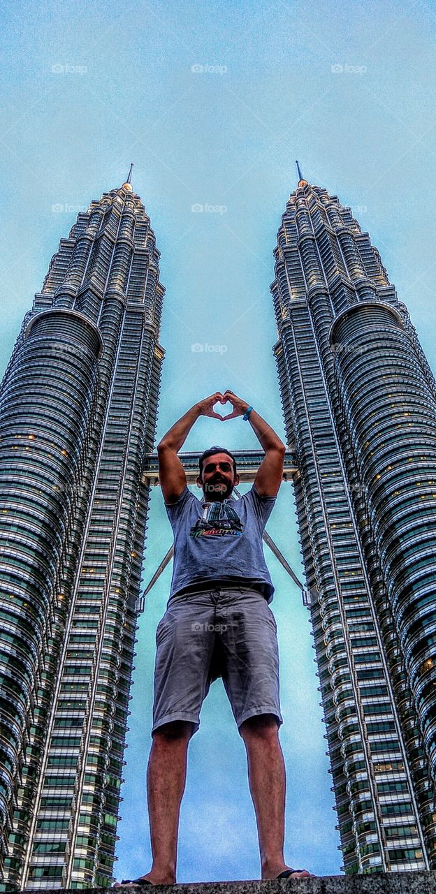 I love petronas