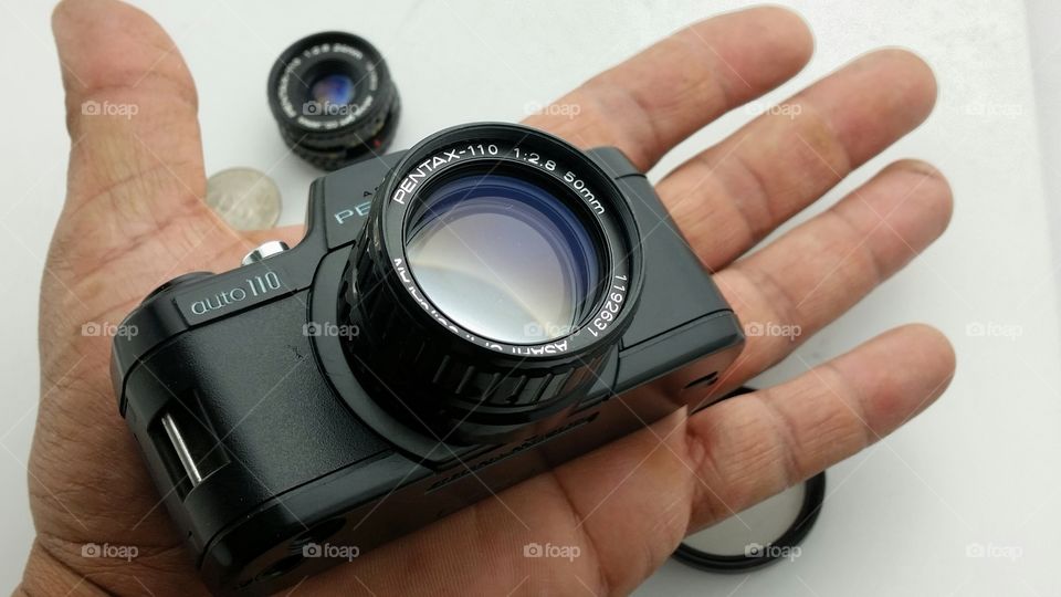 pentax auto 110 smallest slr with detachable lens