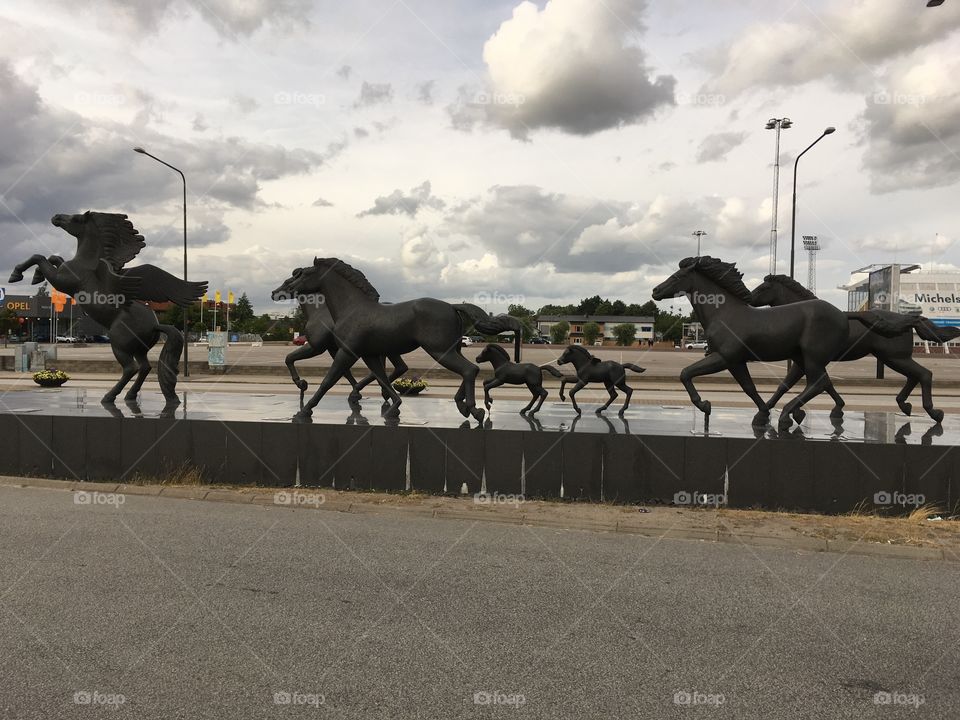 Horses monument 