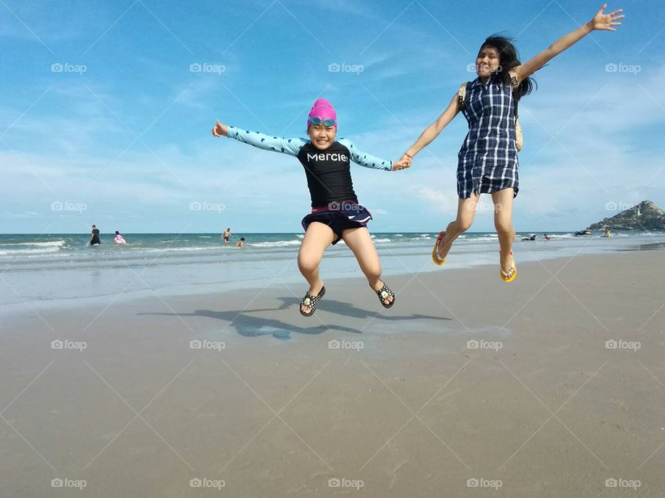 Sea sky family happy 