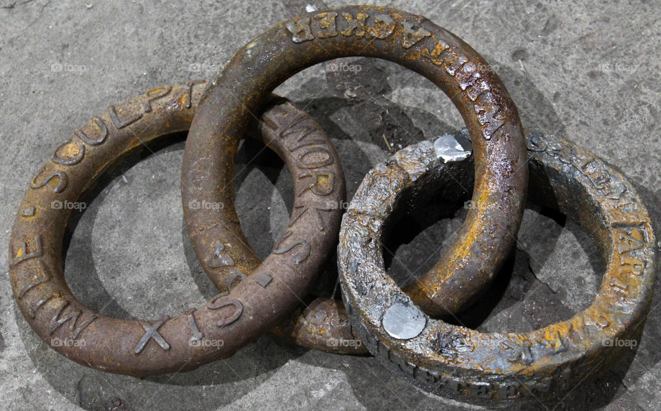 iron chain links