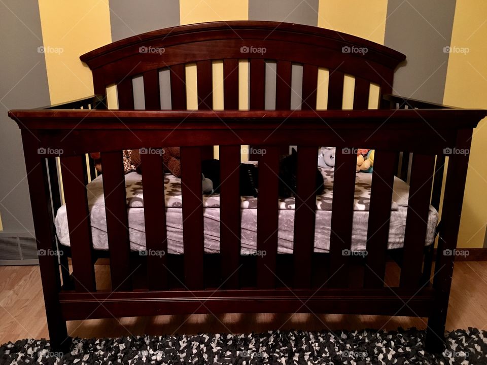 Baby crib