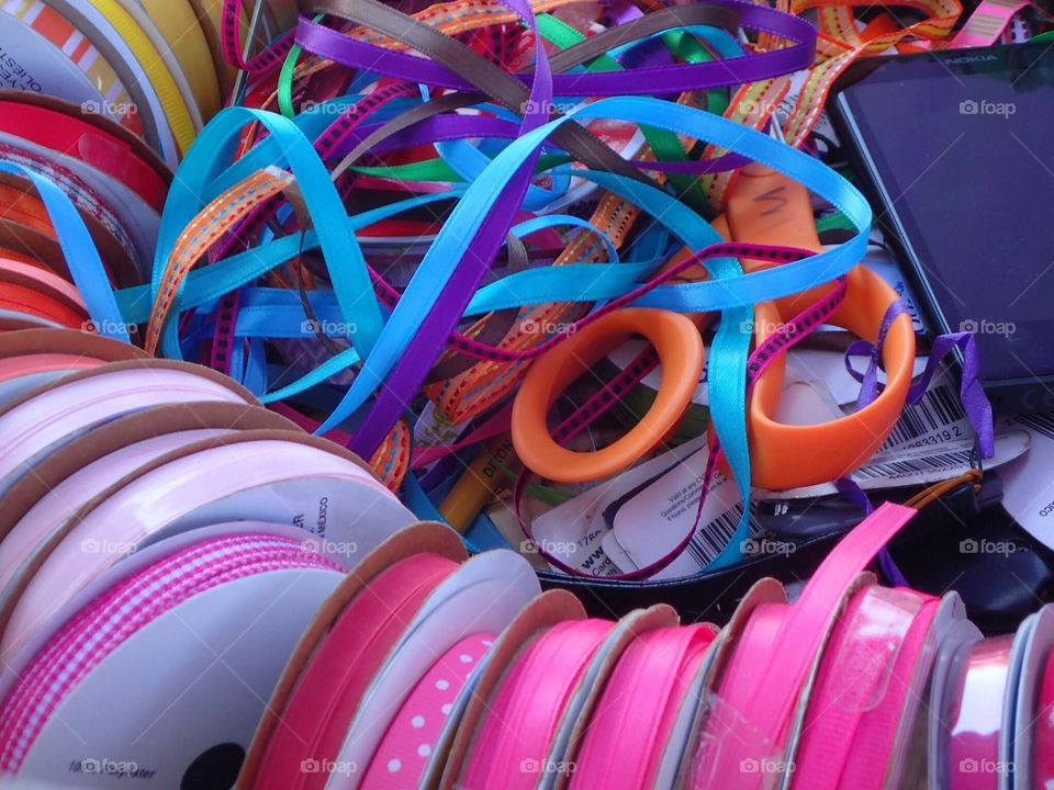 Ribbons and phone