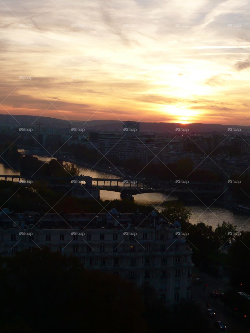 Paris by night - view on the Seine